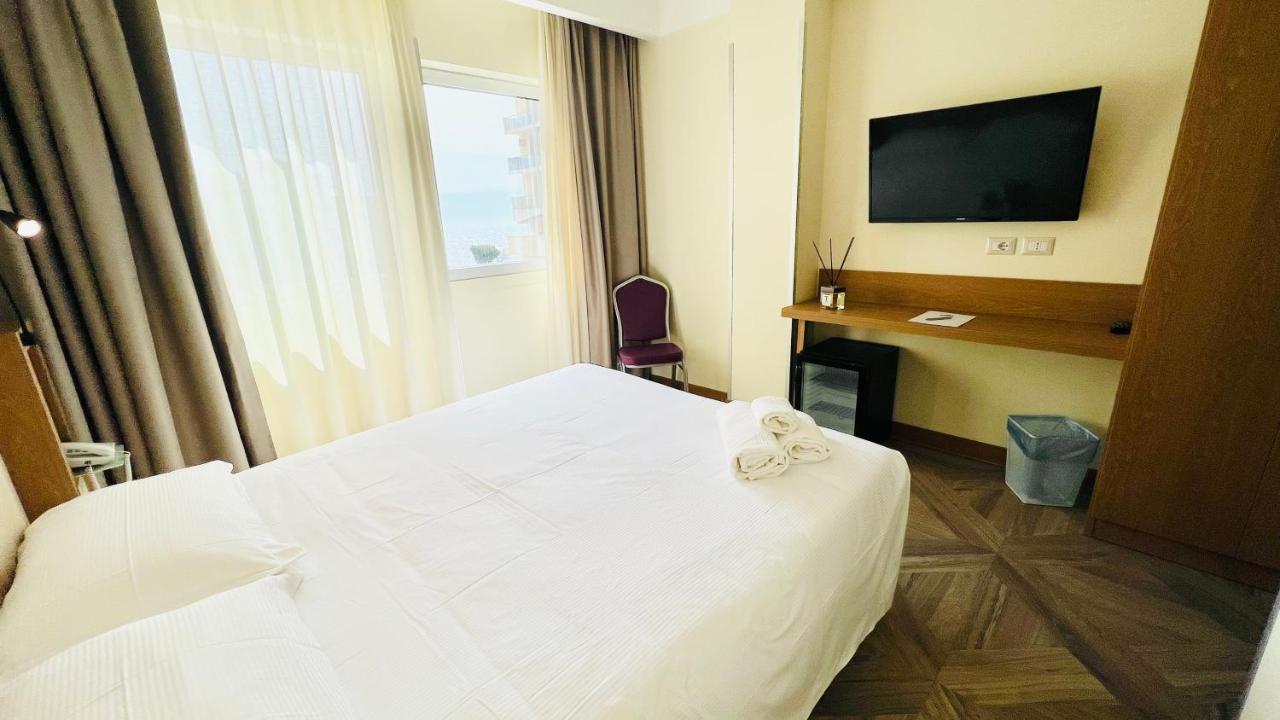Catania Sea Palace Hotel Esterno foto